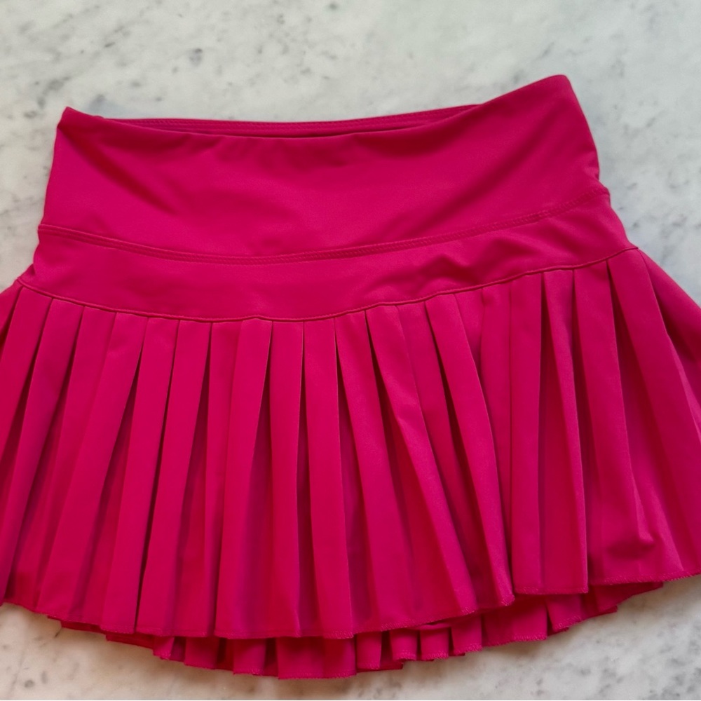 Gold Hinge Pleated Skirt Pink